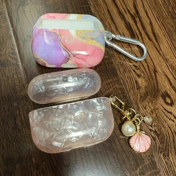 Airpods 2  pro case 2 pcs. - Picture 1 of 5